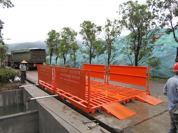 免基礎(chǔ)工程洗車機(jī)4